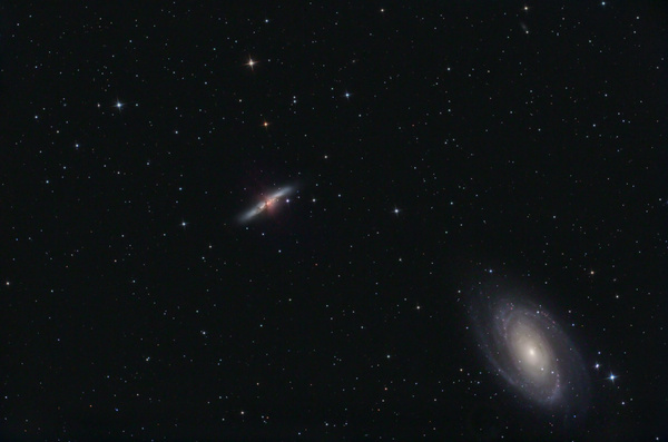 M81, M82
Eigentlich hätte es nur ein kurzer Test des neuen OAG werden sollen. Überraschend klarte es aber auf, daher öegte ich einige Aufnahmen von M81 und M82 nach. Ausnahmsweise einmal perfekt im Fokus.
Schlüsselwörter: M81, M82