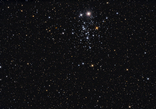 NGC457, Eulen-Haufen
Dieser offene Sternhaufen liegt im Sternbild Cassiopeia. Die 2 hellen Hauptsterne erinnern etwas an Eulenaugen. Ein während der Geburtstagsfeier meiner Frau im Garten entstandenes Foto.
Schlüsselwörter: NGC457, Eulen-Haufen