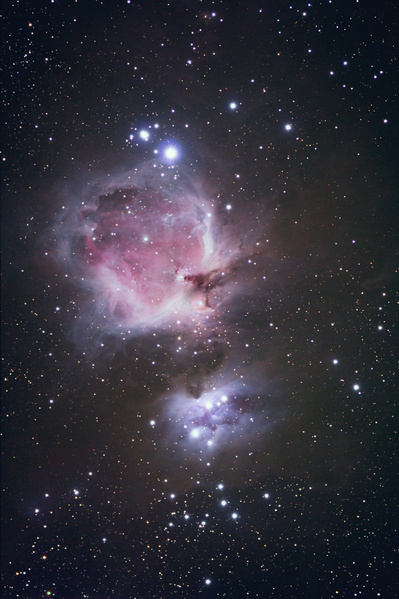 Orion-Nebel am 23.01. und 04.02.2006
Der große Orion-Nebel (M42, NGC1976) am 23.01. und 04.02.2006. Diese Aufnahme des Orion-Nebels besteht aus ca. 30 Einzelaufnahmen - ebenfalls mit einer unmodifizierten Canon 350d!!! Als alter Hase, der früher noch chemisch fotografiert hat, bin ich immer wieder begeistert wieviel Nebel sich mit relativ kurzer Belichtungszeit aufnehmen lässt. Ich werde weitere Aufnahmen von dieser Himmelsgegend machen und diese in das bestehende Bild einarbeiten. Mal sehen! 
Schlüsselwörter: großer Orion-Nebel,