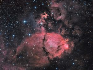 IC1795-Fischkopfnebel (Teil vom Herznebel) -30cm f4 Newton mit Paracorr. Total 200min Ha und je 85min RGB=455min=7h35min. In Pixinsight wurde die synthetische Luminanz aus den RGB Daten mit Ha addiert. Ha ist auch beim Rotkanal zu 20% da, 6. Dezember 2016